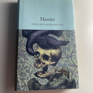 Illustrated Hardcover of Hamlet by William Shakespeare